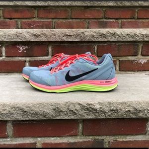 Nike Dual Fusion Run 3 Women’s size 11 New w/o tag